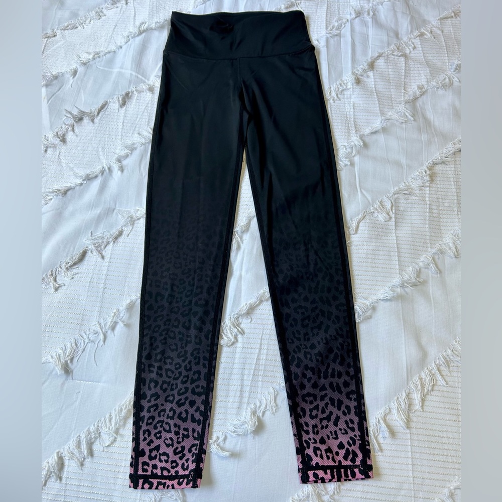 Mono B Leggings XS Cheetah Print